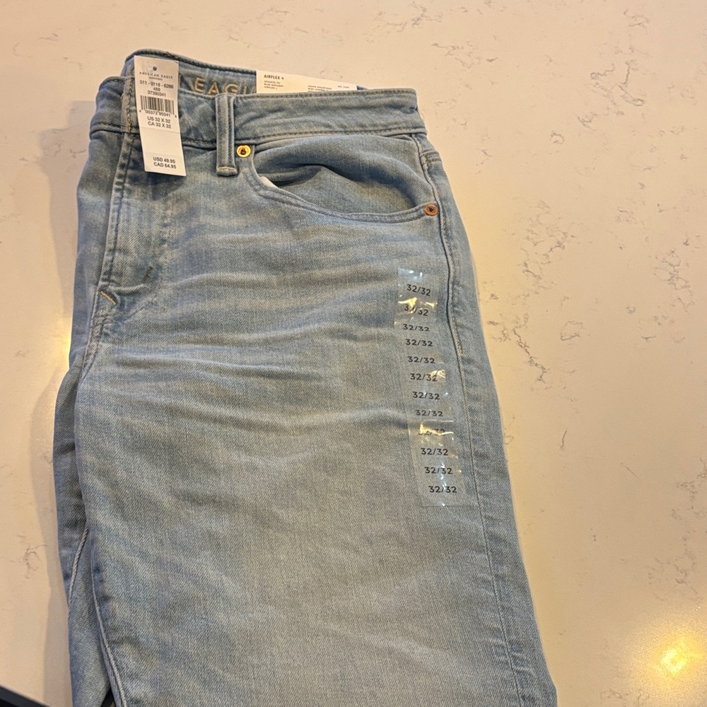 American Eagle Outfitters Light Blue Men's Relaxed Jeans